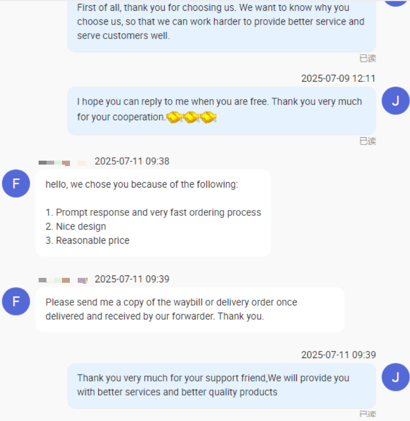 Customer service chat with buyer feedback on fast ordering, design, price, and waybill request.